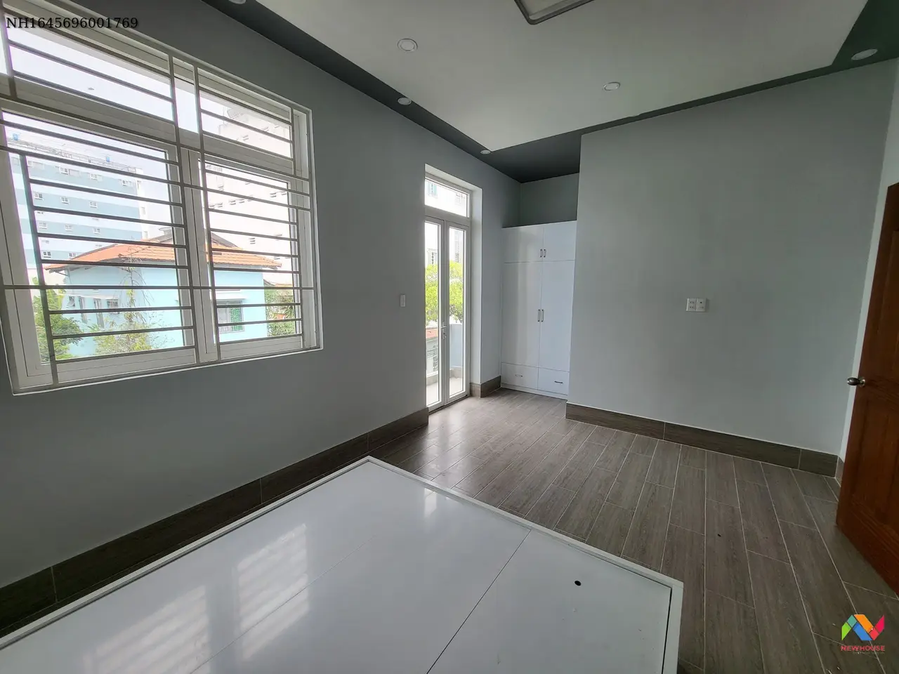 estate-img