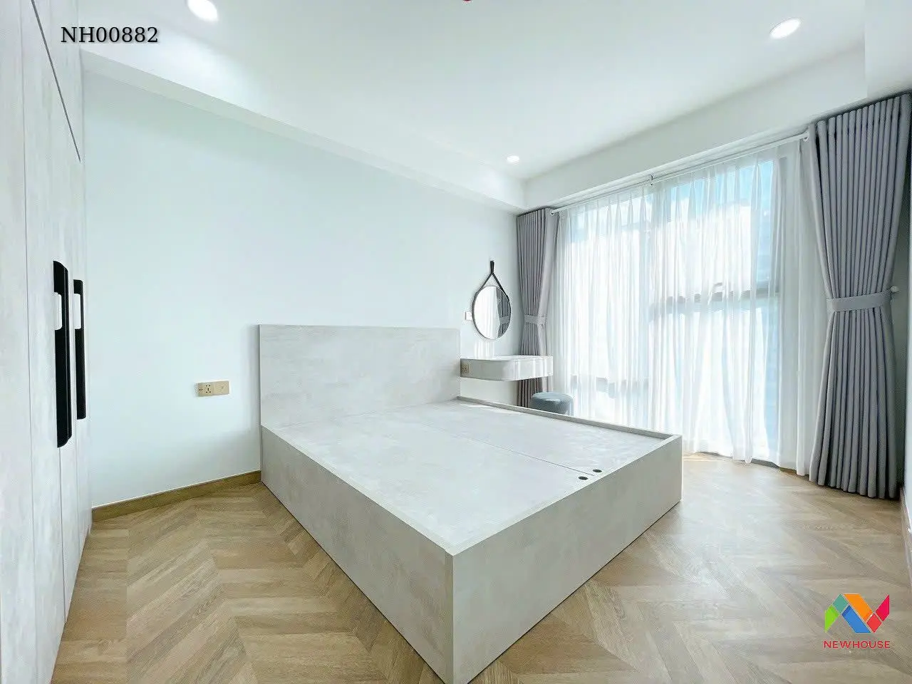 estate-img