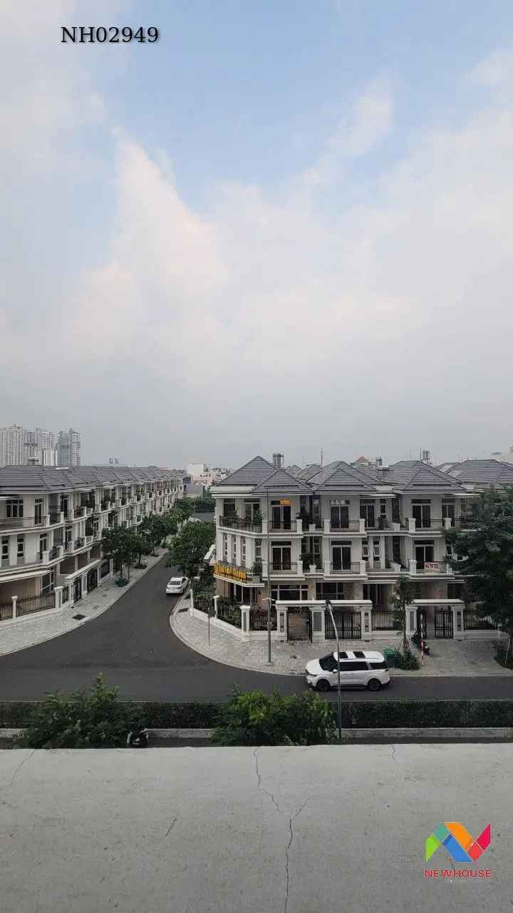 estate-img
