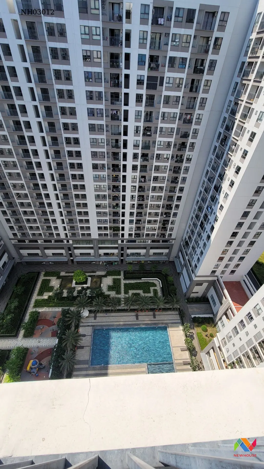 estate-img