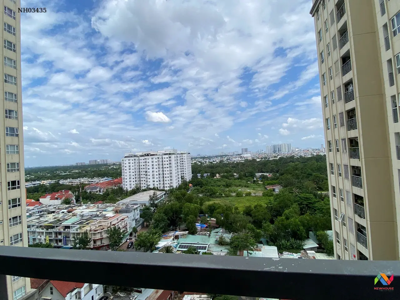 estate-img