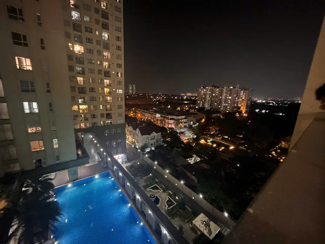 estate-img