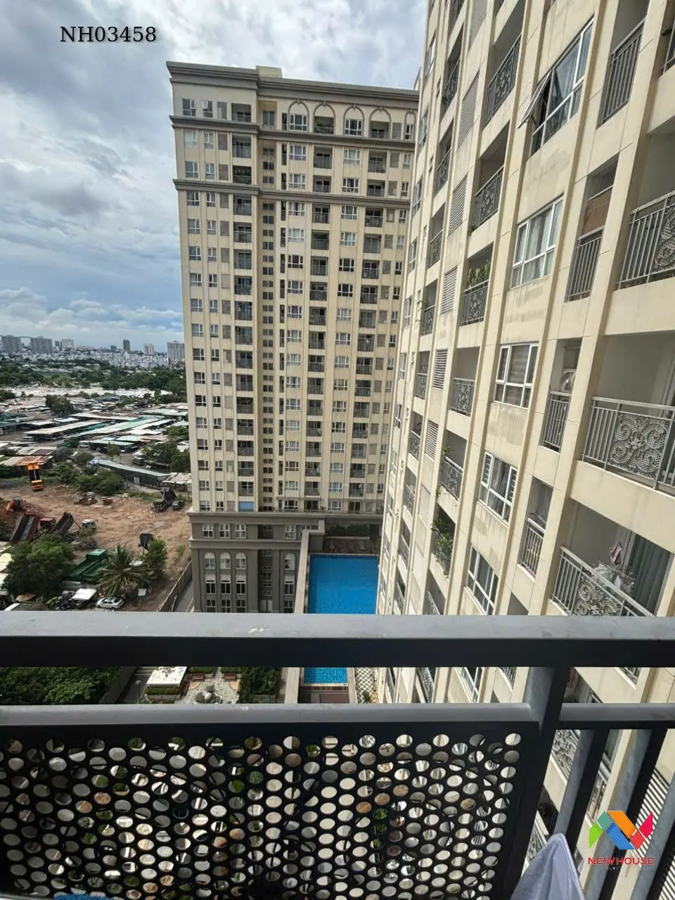 estate-img