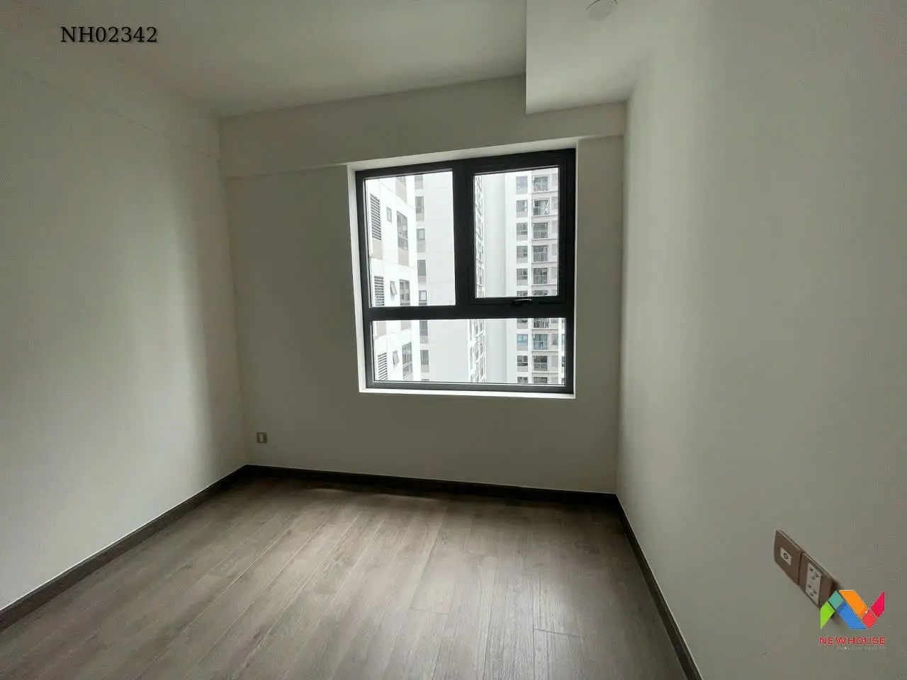 estate-img