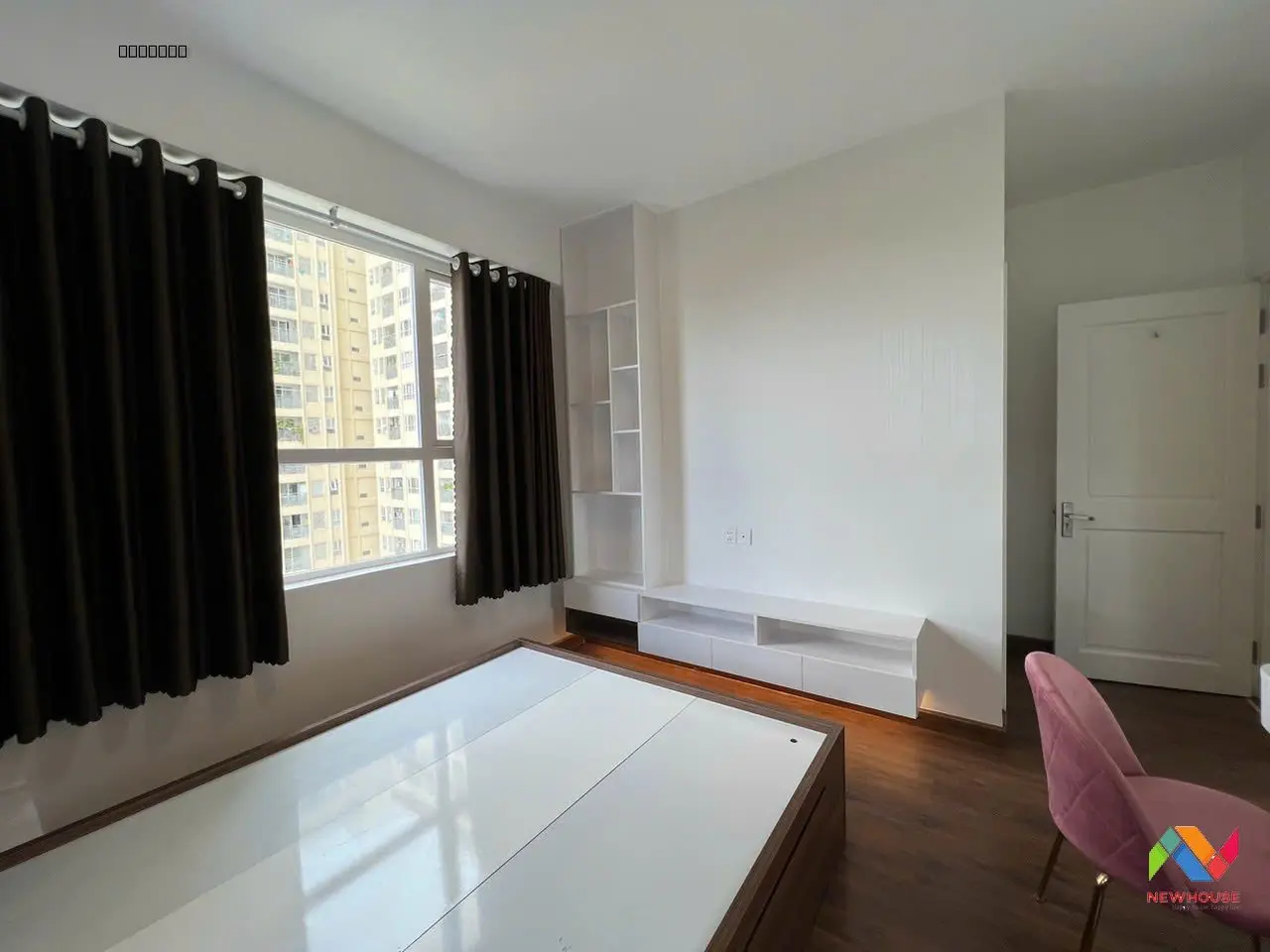 estate-img