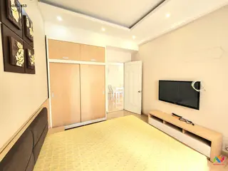 estate-img