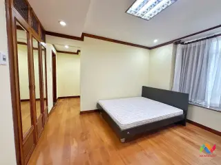 estate-img