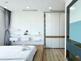 estate-img