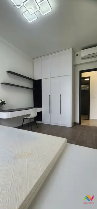 estate-img