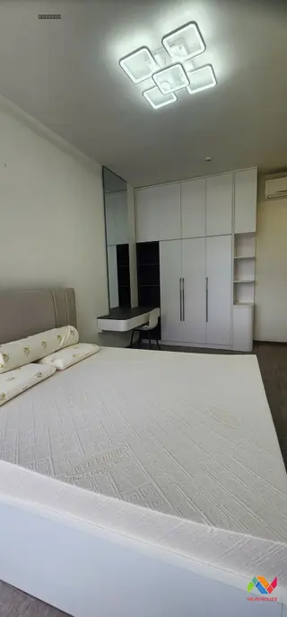 estate-img