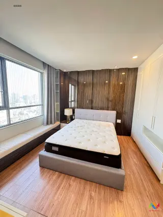 estate-img