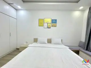 estate-img