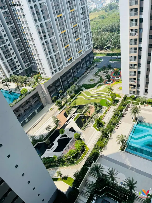 Q7 Saigon Riverside Complex