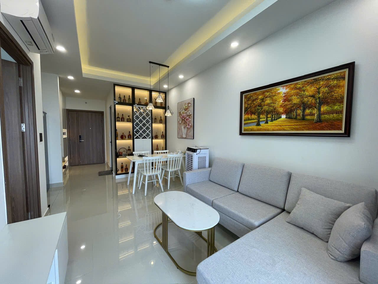 Q7 Saigon Riverside Complex