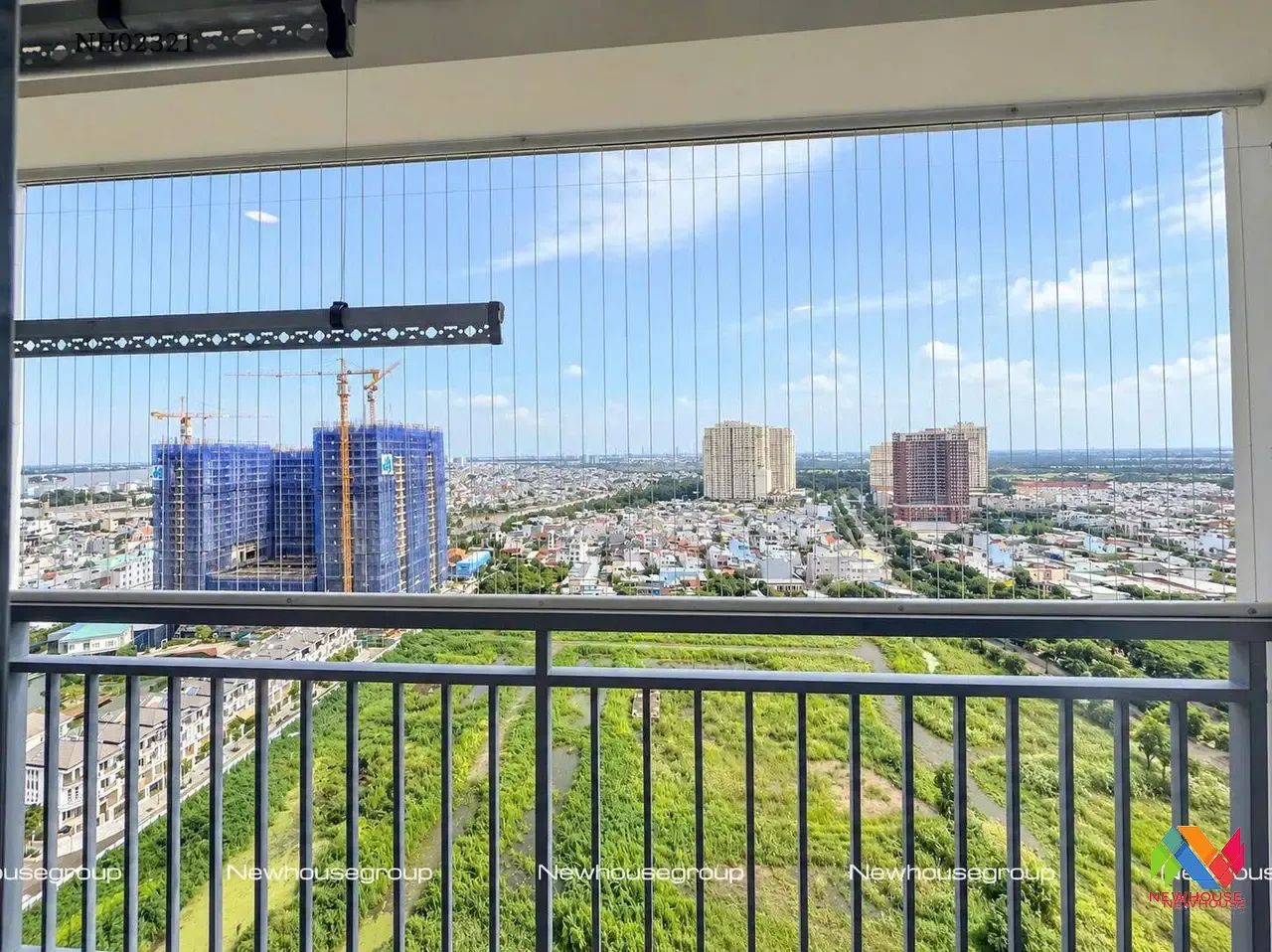 Mua căn hộ Q7 Boulevard khi lãi suất cao: kế hoạch mua nhà và phân tích SWOT